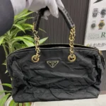プラダ ハンドバッグ　ナイロン